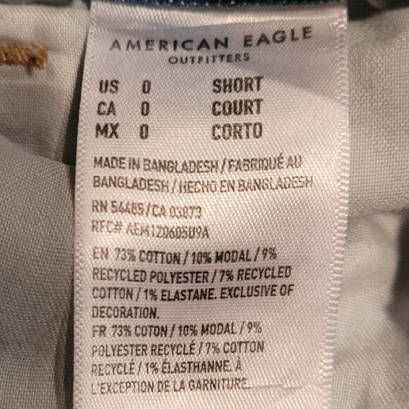 American Eagle Outfitter Stretch Medium Wash Mom Jeans, Size 0 - Picture 5 of 5